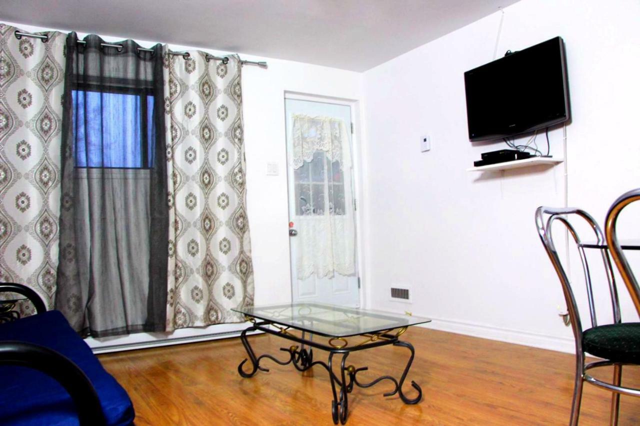 Private Comfy Apartment In مونتريال المظهر الخارجي الصورة